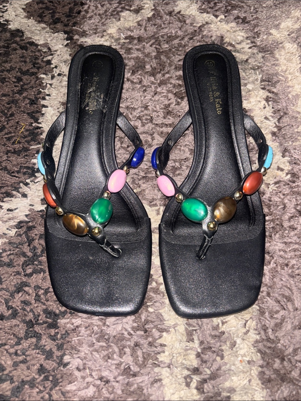 Black Beaded Toe-Loop Sandals - Multicolor Accents